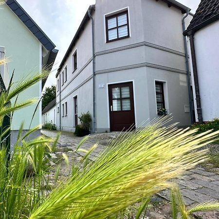 Ferienwohnung Am Strom 로스토크 외부 사진